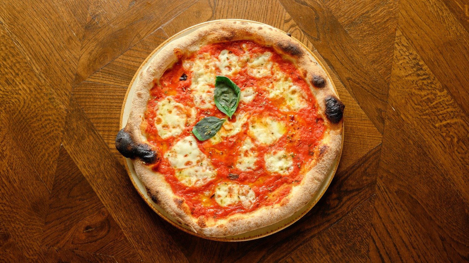 Pizza Regina
